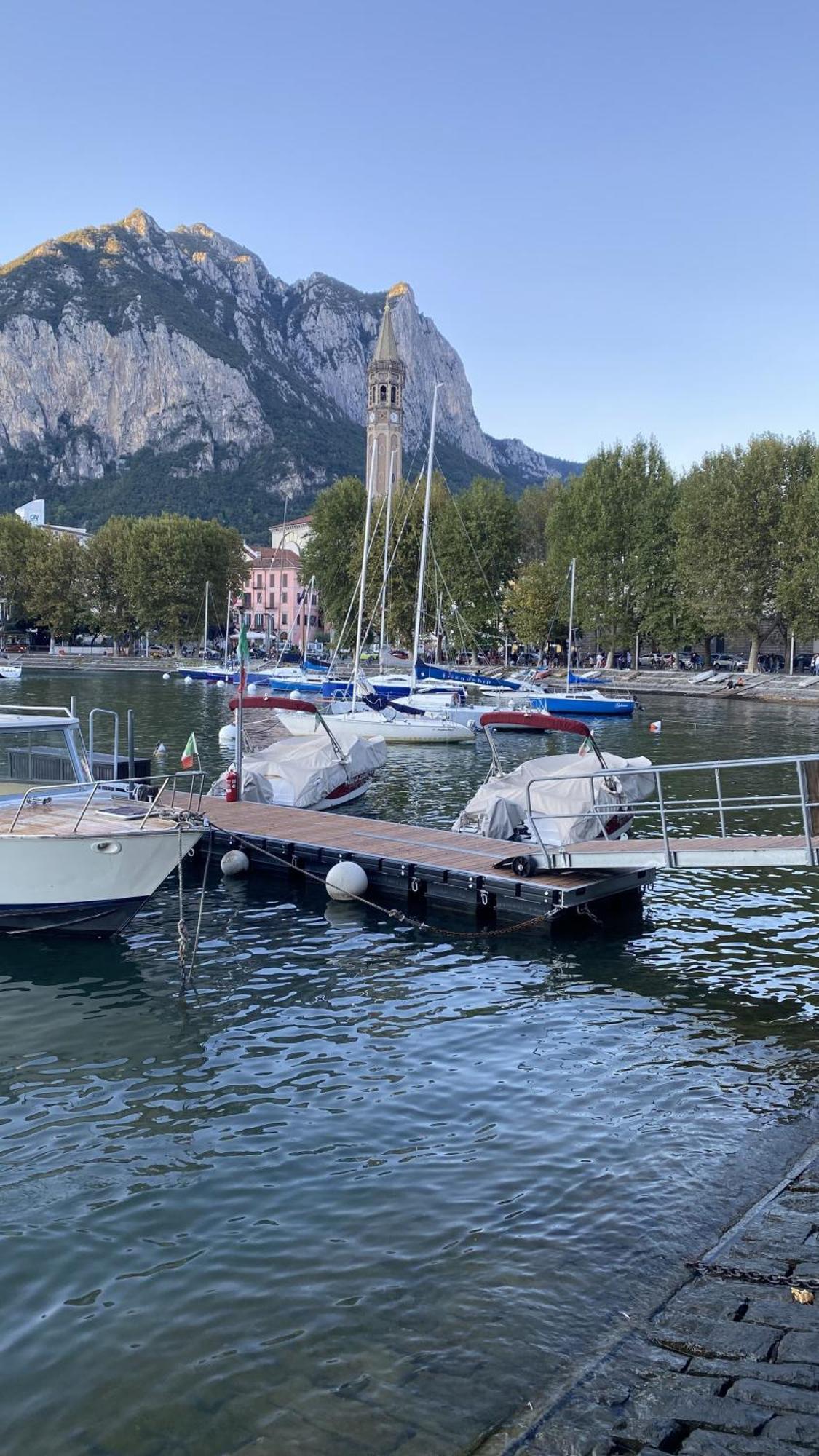 Lake Front Apartments, Lecco Eksteriør billede